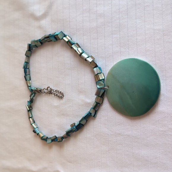 Beaded Fashion Necklace - Picture 8 of 9